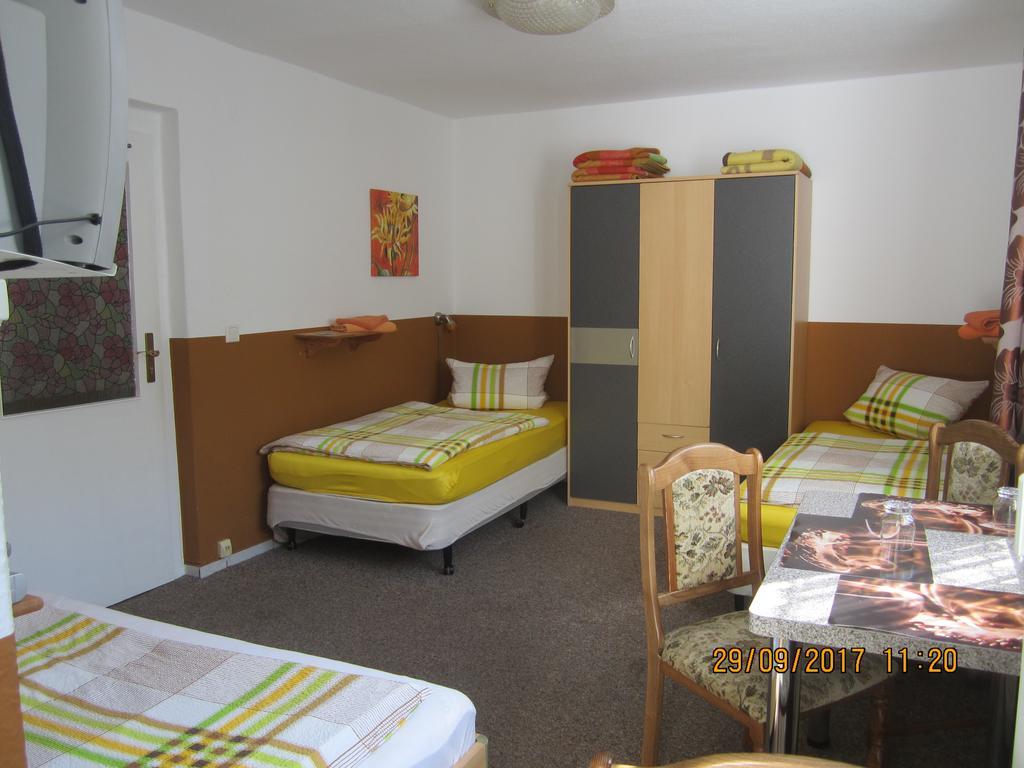 Hotel Am Rasthof Dresdner Tor Wilsdruff Exterior foto